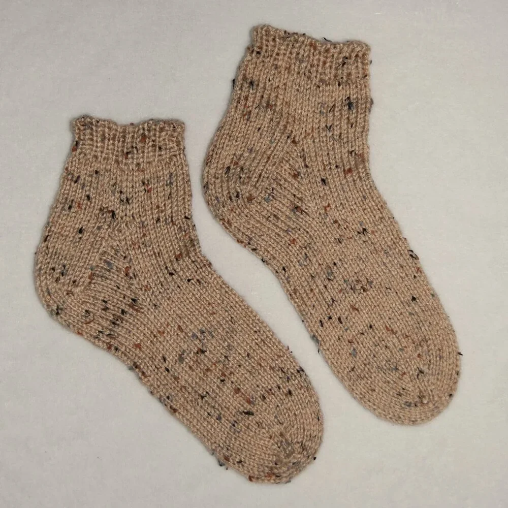 NEW Handmade Brown Flecks Ankle Socks, Women Size M (US 7.5-8)
